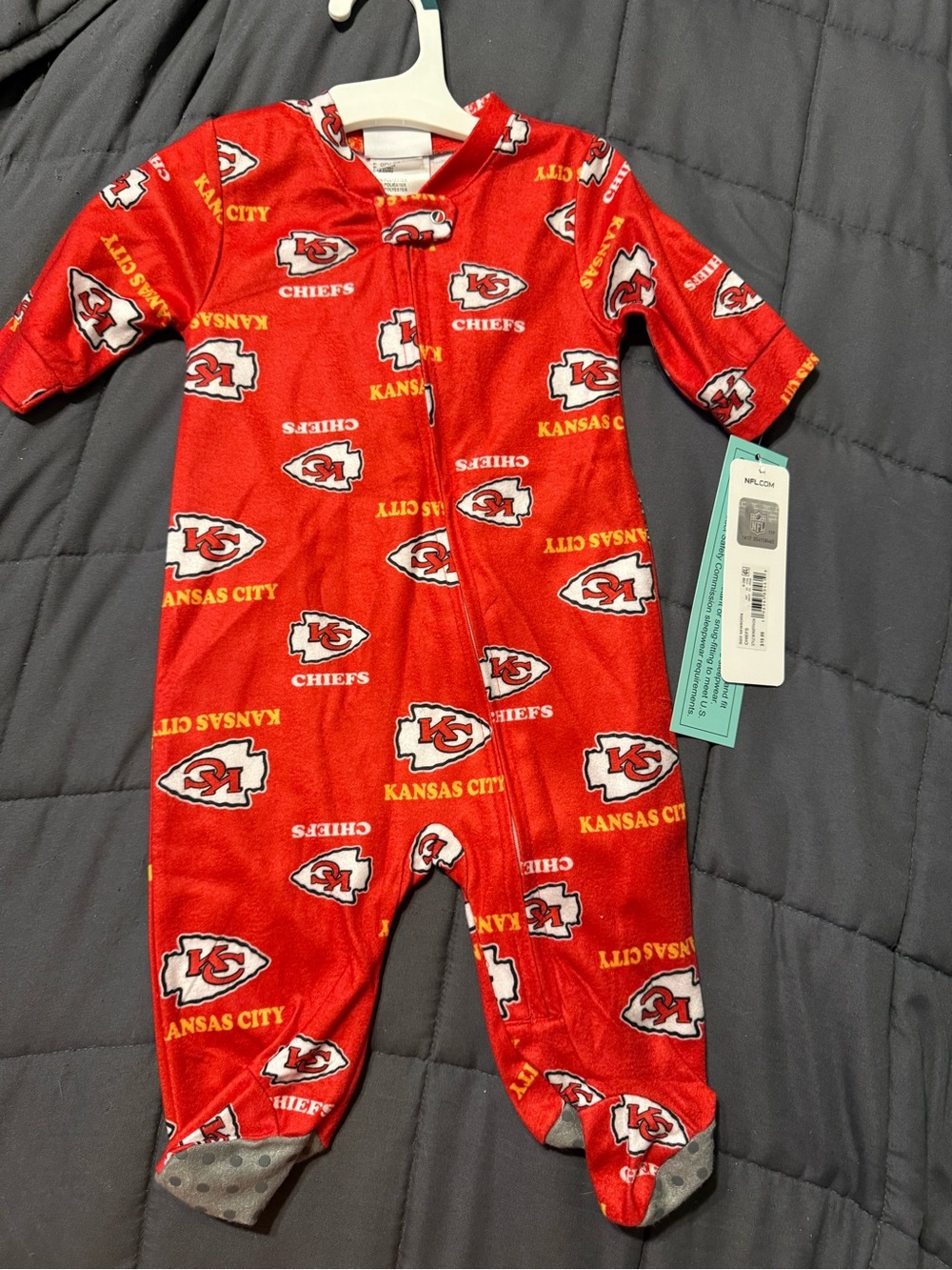 NWT Kansas City Chiefs Red Baby One-Piece Sleeper - NFL Team Print